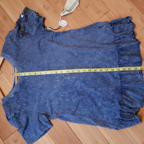 Short sleeve-t-shirt with bling - Picture 5 of 9